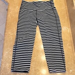 Athleta Black & White Striped Ultra High-rise Crop Leggings,  S